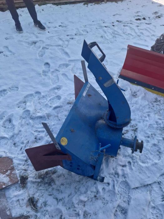 Pług wirnikowy do odśnieżania do BCS wraz z przejściem