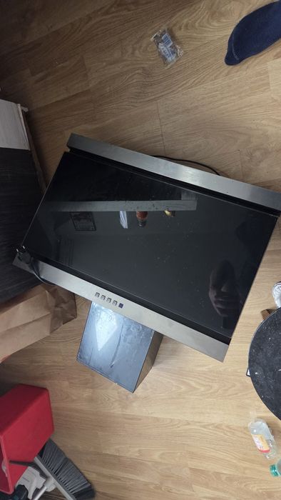 Pochłaniacz, okap, wyciag sprawny.