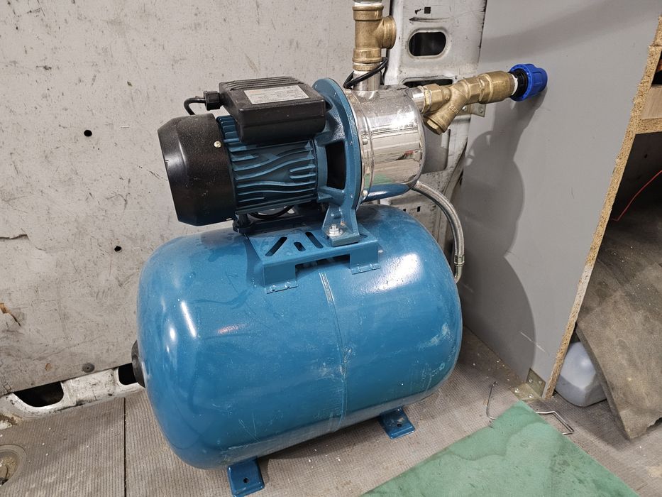 Zestaw hydroforowy AJ50/60 hydrofor 24L IBO