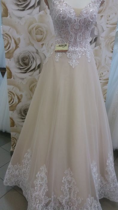 suknia ślubna cappuccino