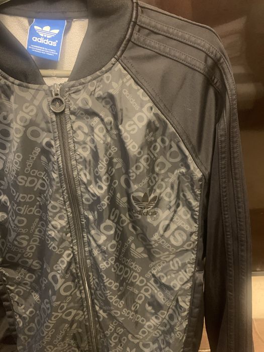 Продам спортивну кофту