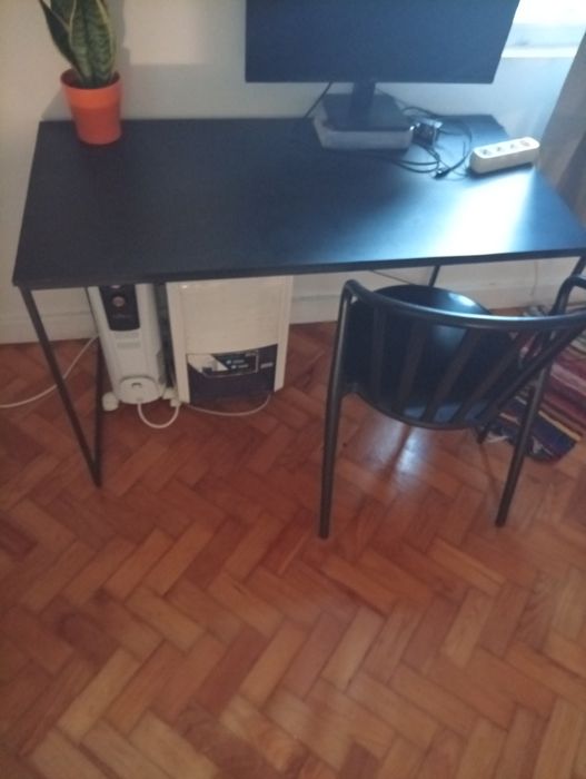 Mesa de escritório IKEA