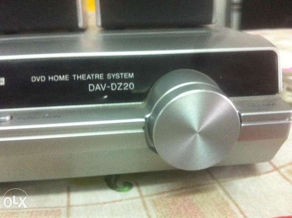 Conjunto cinema em casa sony como novo leitorDVD+Sbuffer+5colunas