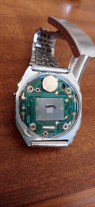 Часы наручные электронные "Камертон", СССР, 1991, на ходу.