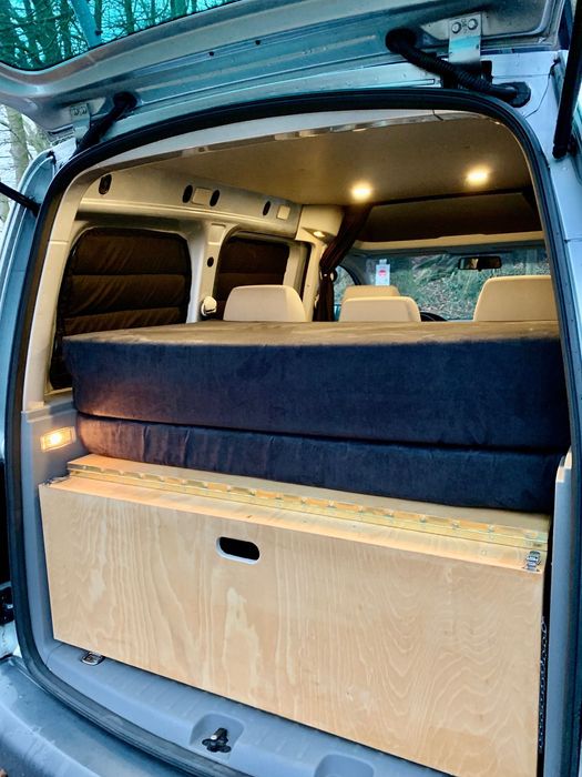 Conjunto de Campismo (Cozinha + Cama) para VW Caddy 3 e 4 – Novo