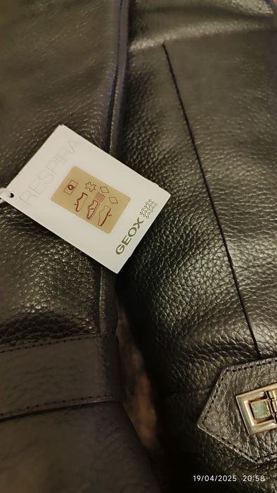 Botas cano alto, senhora