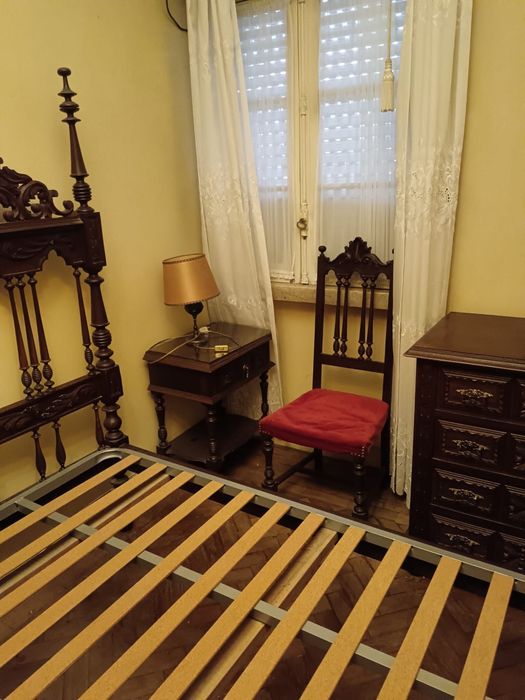 Mobília de quarto de casal antiga