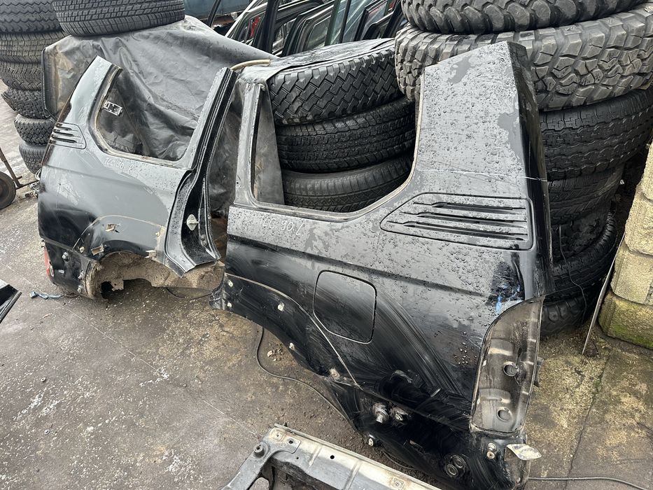 Четверті Toyota Land Cruiser Prado 90