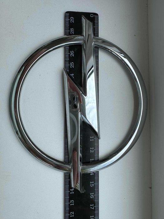 Емблєма значок logo Opel astra h 3 gm оригінал 122mm