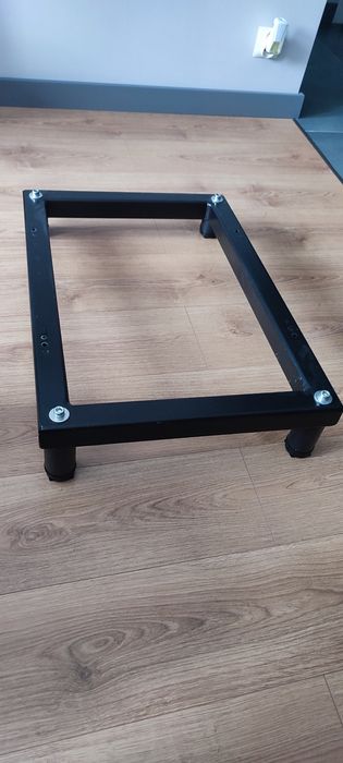 Stojak do fotela samochodowego simracing