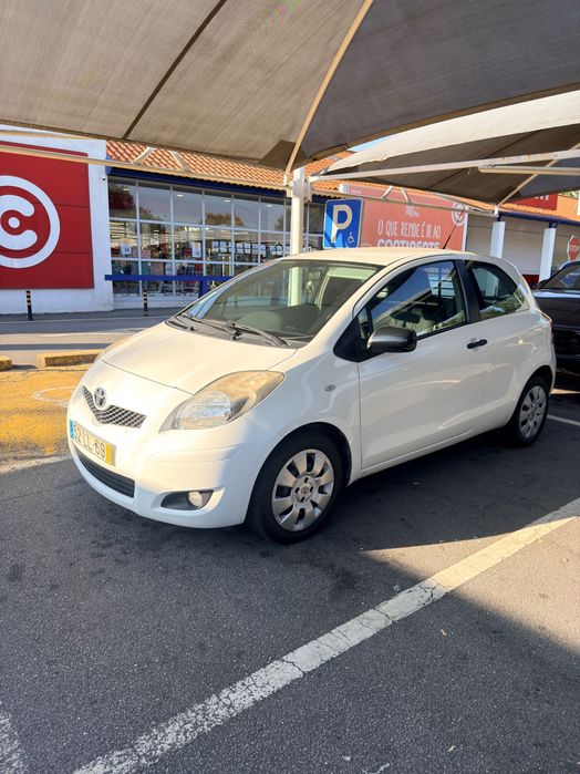 Toyota yaris 1.4 D-4D nacional 2011 comercial