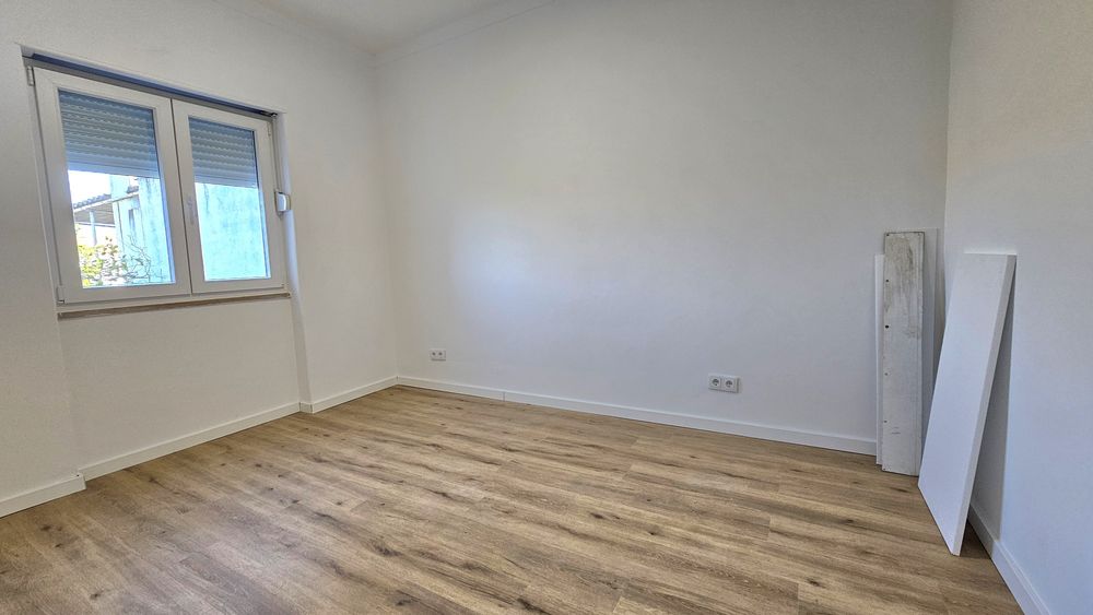 T2 Totalmente remodelado na  Moita