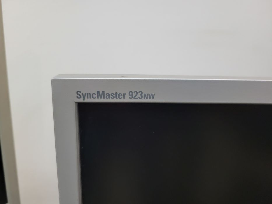 Монитор Samsung SyncMaster 19"/17",