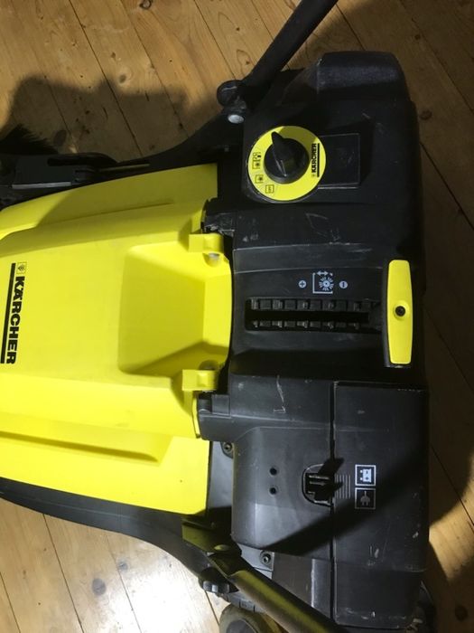 Zamiatarka profesjonalna Karcher KM 70/30 C Bp Pack Adv