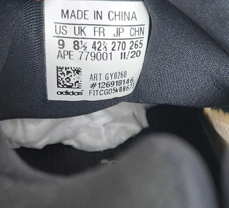 Buty ADIDAS YEEZY 700 V3 KYANITE GY0260, R. 42 2/3