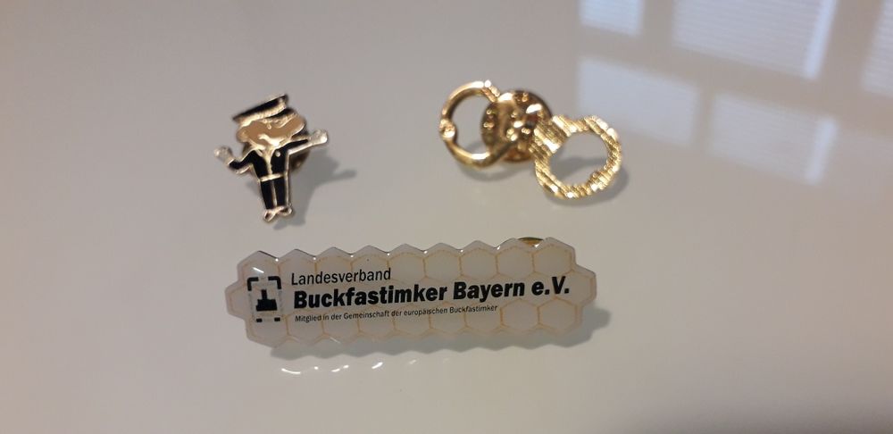 Значки колекційні