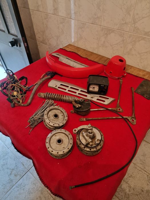 Suzuki FA 50 - Motor e peças