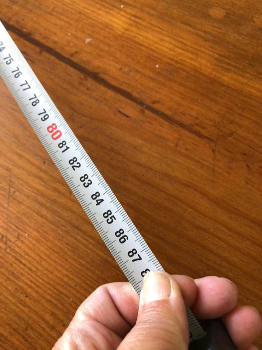 Aparador em madeira massissa em muito bom estado