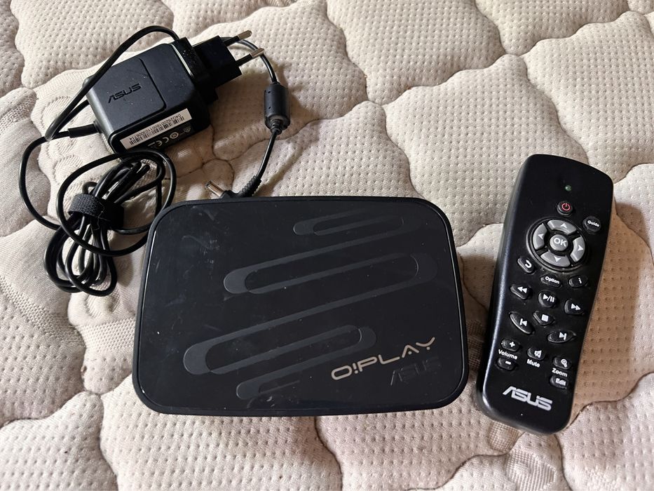 Медіаплеєр ASUS O! Play mini