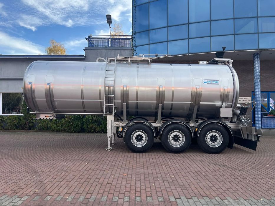 Szumlakowski cysterna do gnojowicy, stal nierdzewna  rama i zbiornik ze stali nierdzewnej, oś skrętna