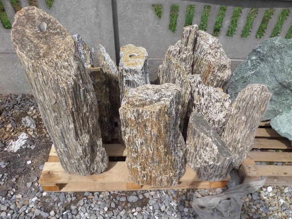 Szpilki Kora Kamienna Kamień Ogrodowy Gnejs