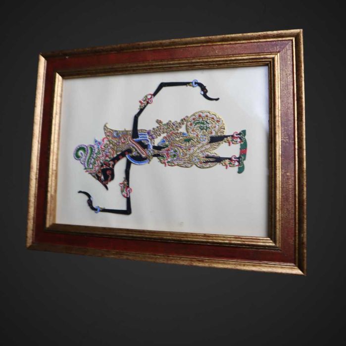 tradycyjna figura wayang (Indonezja) w ramie b51/072651