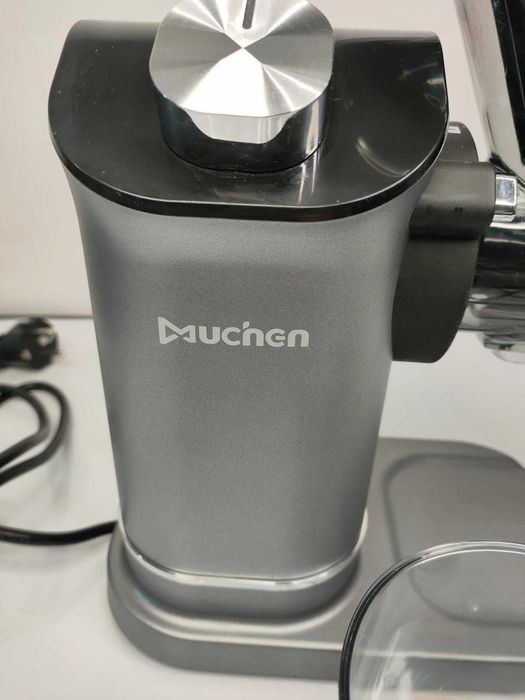 B236 Sokowirówka - Wyciskarka Wolnoobrotowa Soków Na Zimno 700ml 150W