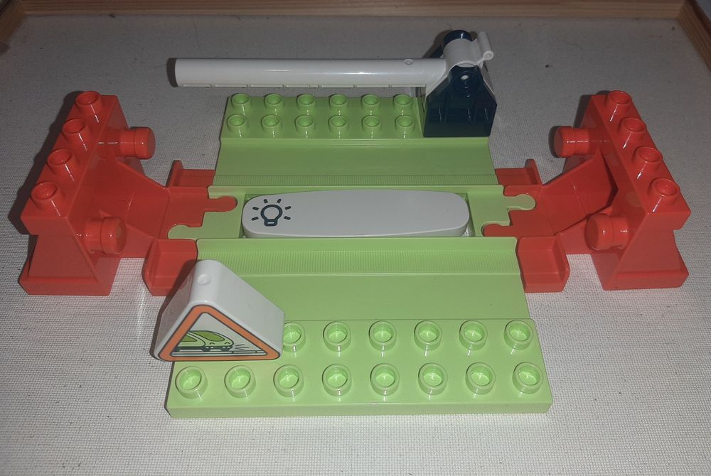 Транспорт Лего Дупло. Нові деталі.