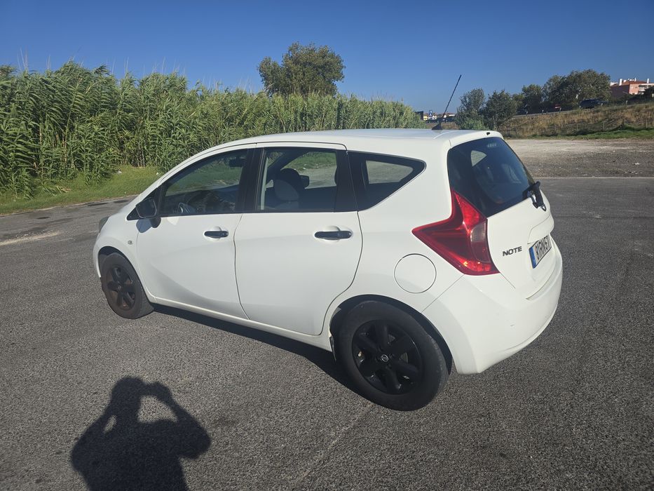 Nissan Note — fotografia 4