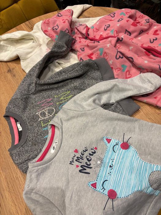 Ciuchy dla dziewczynki 98-104