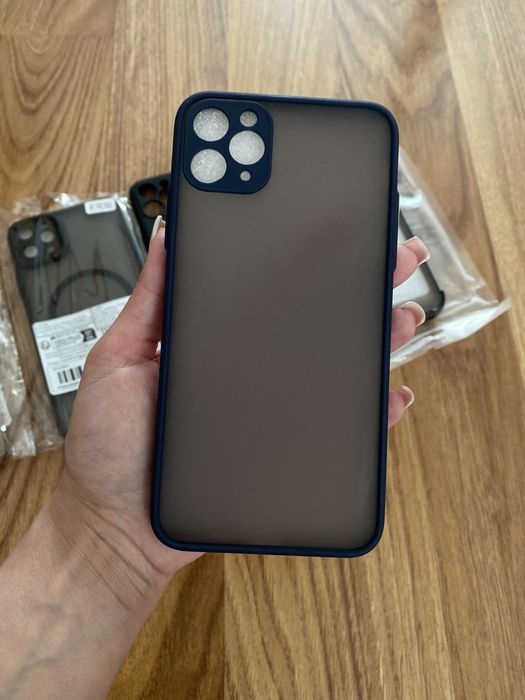 Чохли на iphone 11 pro max