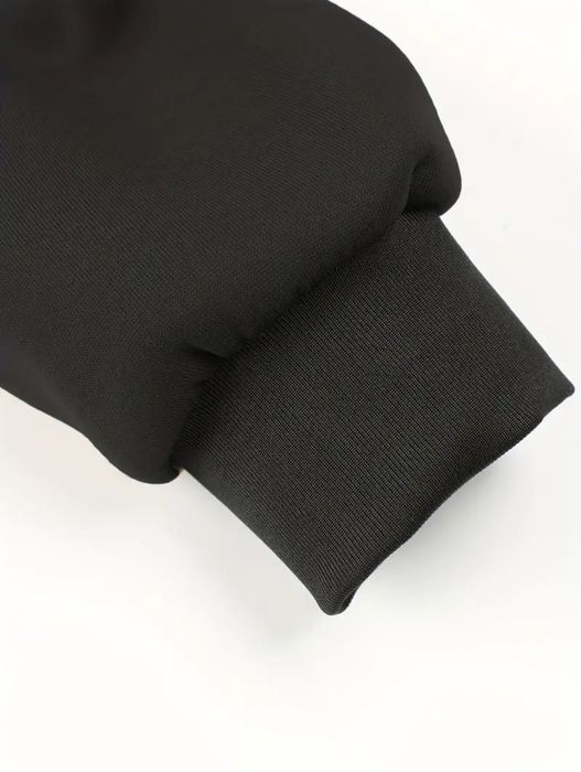 Чорна чоловіча кофта на замку