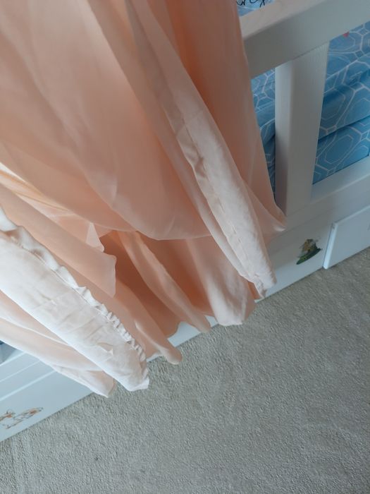 Сукня, стан нового.. Размер 16. BooHoo. Длина миди.