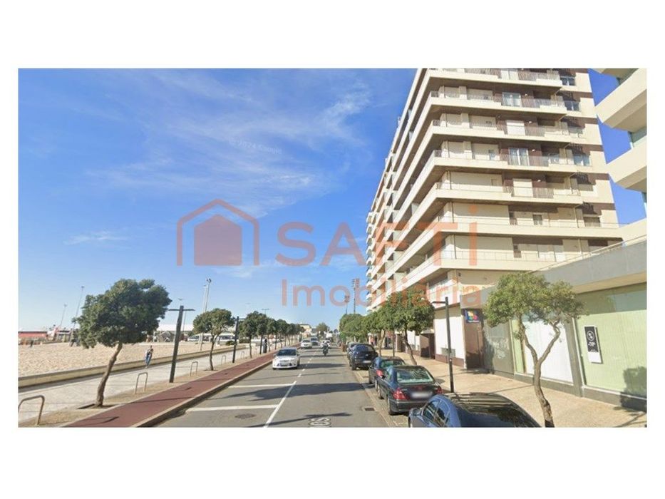 Apartamento T6 , usado em frente à praia, Póvoa de Varzim
