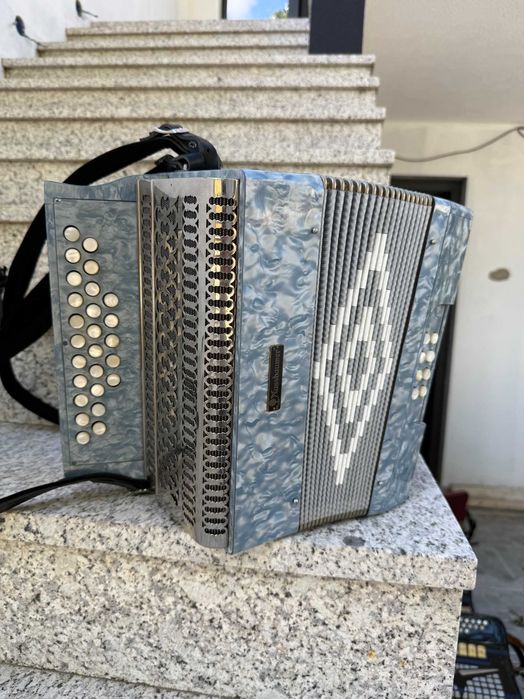 Concertina Nusbaummer 3 voz. Sol# Do# Fa#