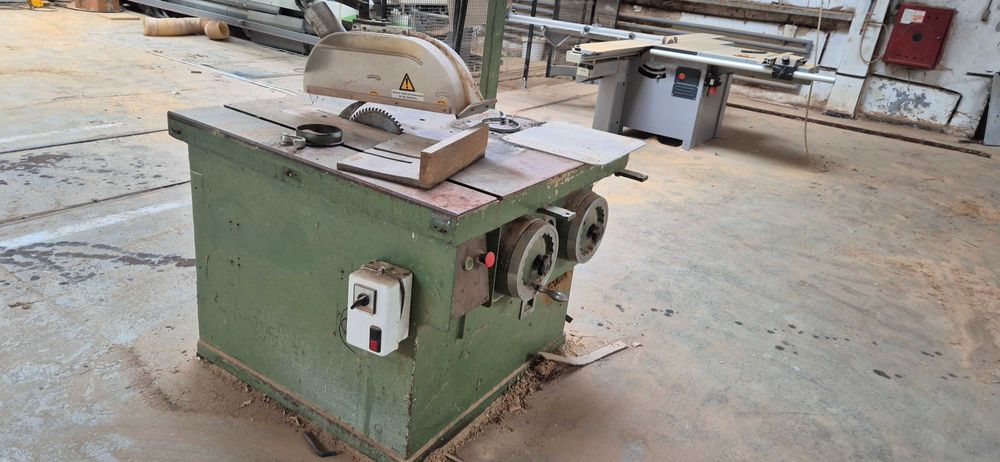 Frezarka dolnowrzecionowa GOMAD FD2,  DFDA5