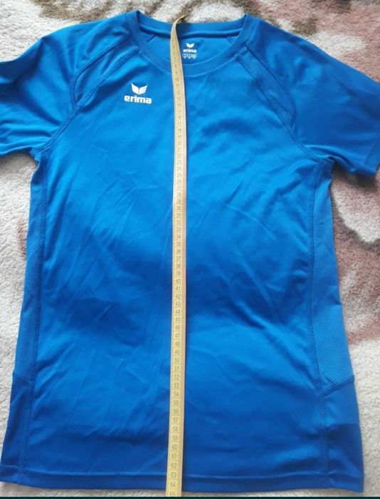 Фірмові футболки для спорту