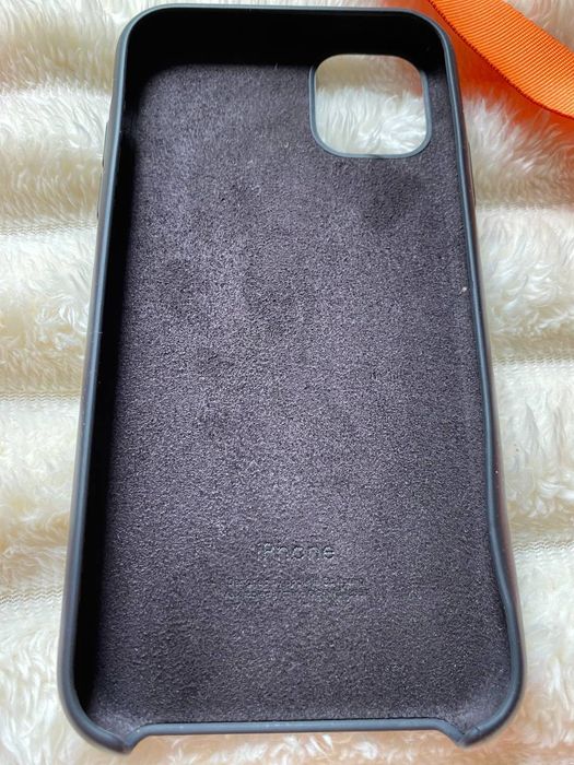 Чохли для iPhone 11
