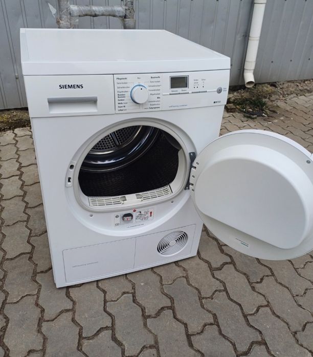 Сушильна машина Siemens Сіменс IQ700 з тепловим насосом