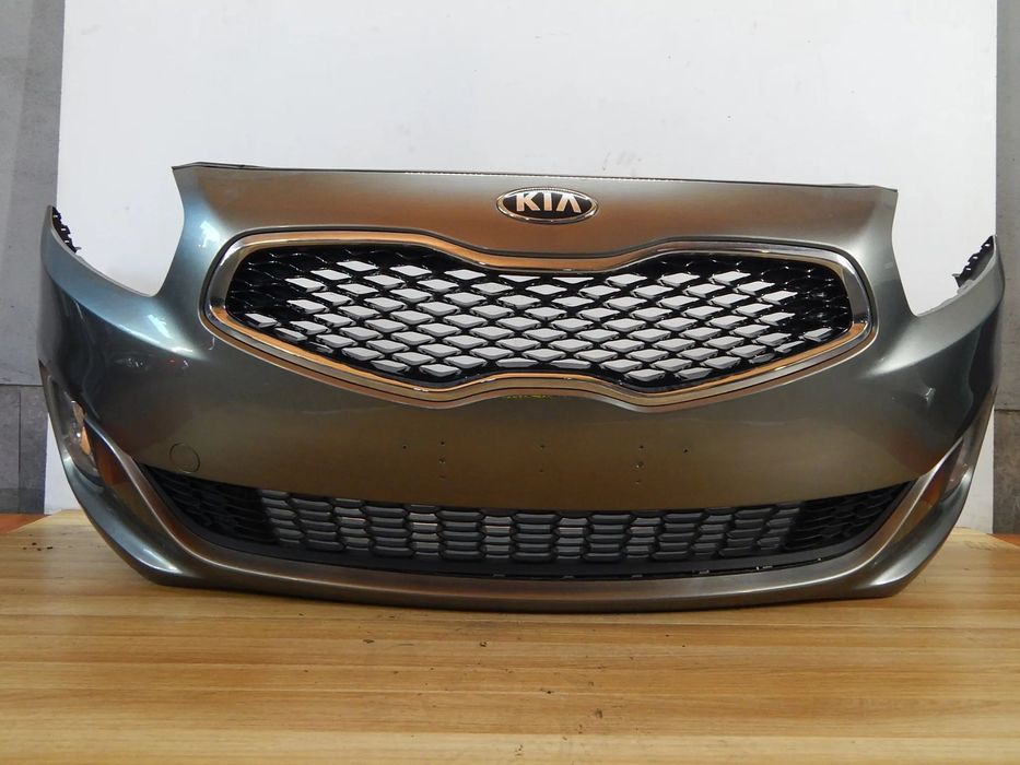 Zderzak przedni przód Kia Carens IV 13-19 kolor IM kompletny Łuków części