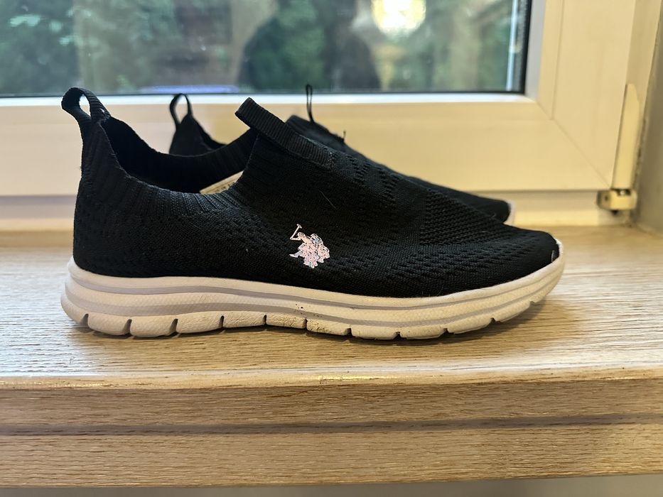 Miękkie sportowe buty US Polo Assn. Rozmiar 36