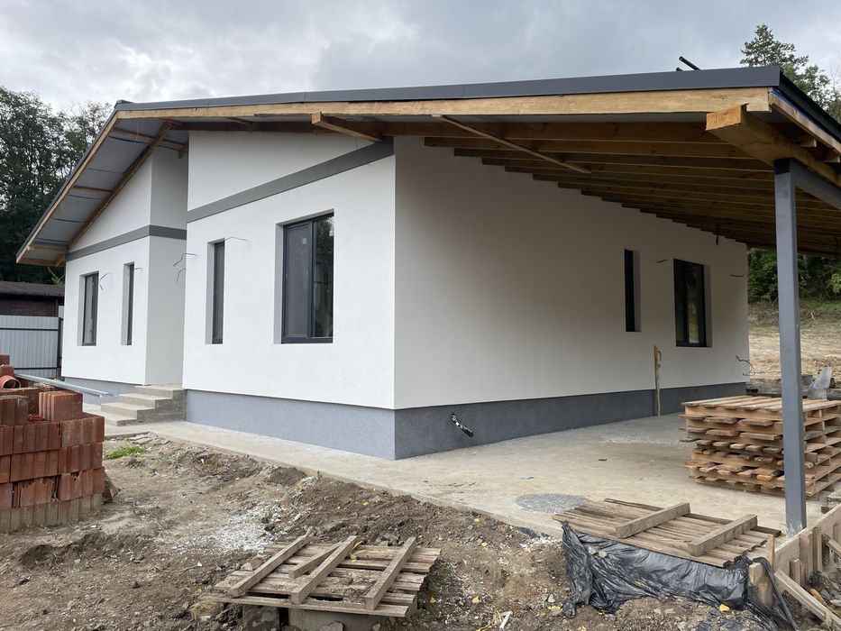 Будинок Віта Поштова 137 м. Ділянка 7 сот. Затишне місце. Якісний.