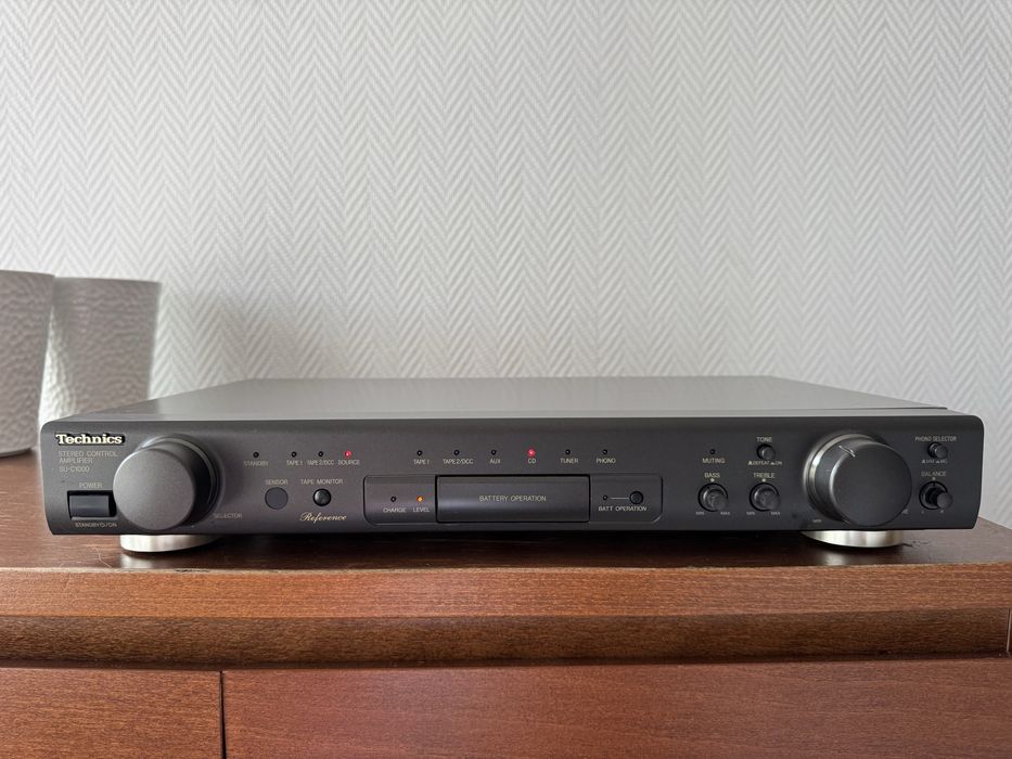 Przedwzmacniacz Technics SU-C1000