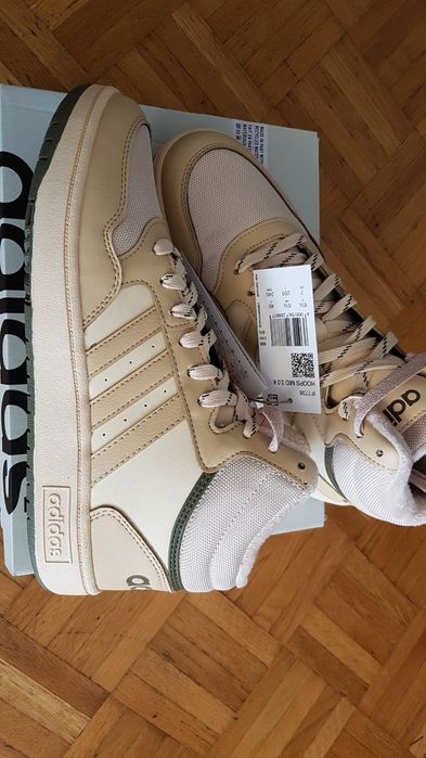 Высокие кроссовки Adidas Hoops 3.0 стелька 25,5см оригинал.