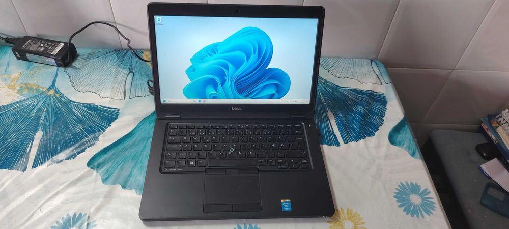 Portátil Dell Latitude E5450 I5 5300U 2.3 GHz D2