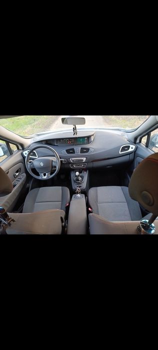 Renault Scenic wersja BOSE 2013 rok