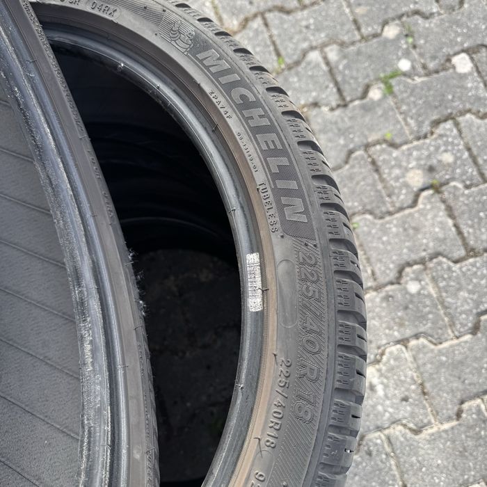 4 pneus Michelin Crossclimate + (225/40/18)