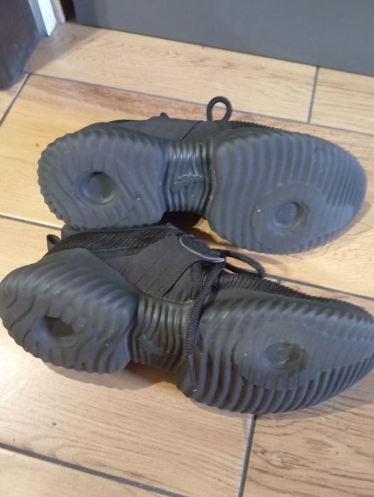 Кросовки женские