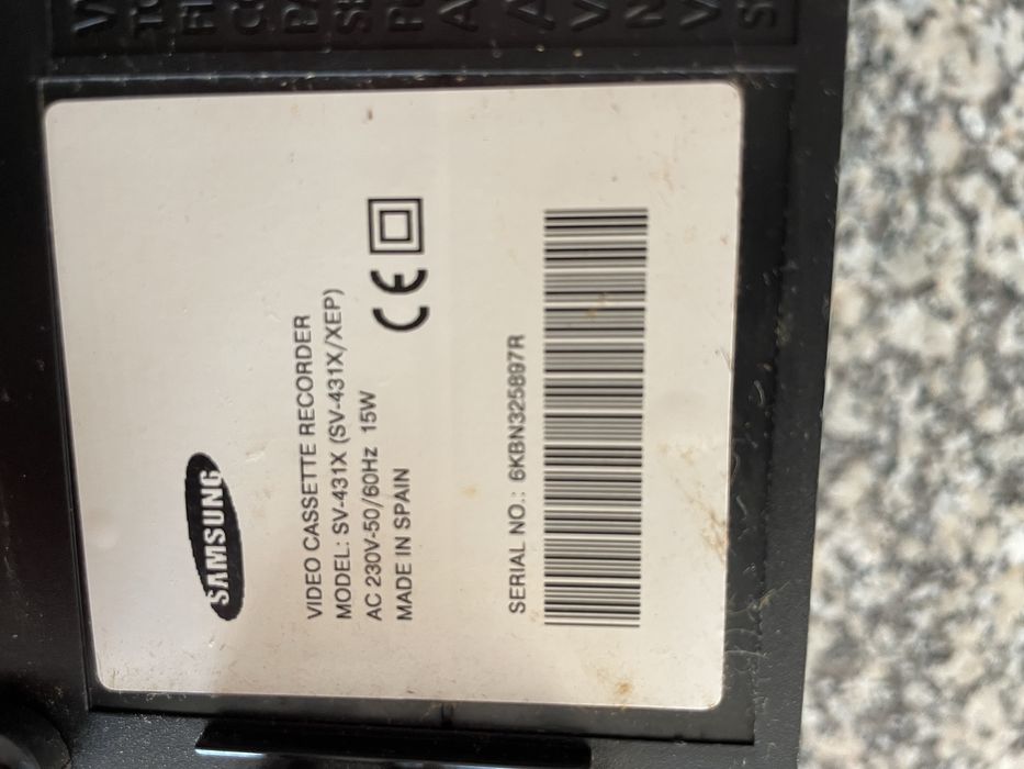 Leitor de cassetes da marca samsung, usado algumas vezes