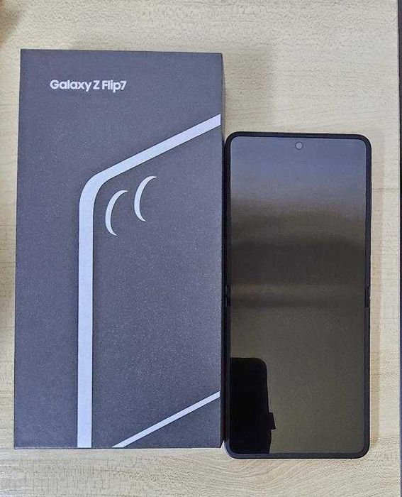 Samsung Galaxy Z Flip7 5G 12GB 256GB 6.9" Azul Intenso